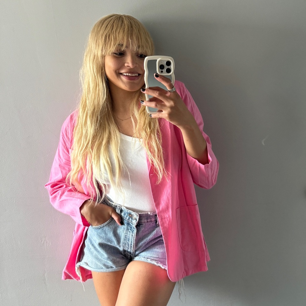 Oversized Linen Blazer - Picture 1 of 3